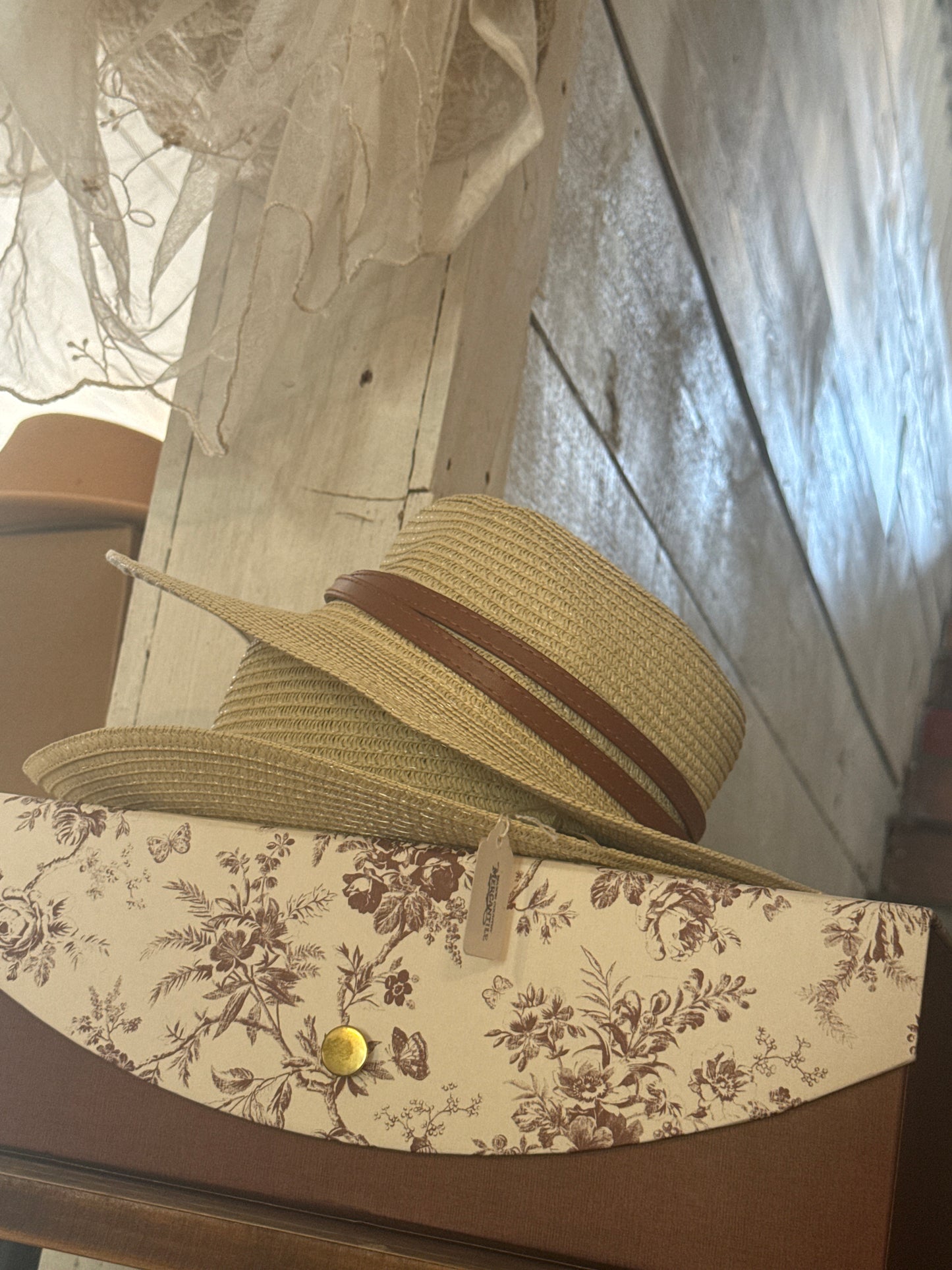 Straw Sun Hap w/Strap
