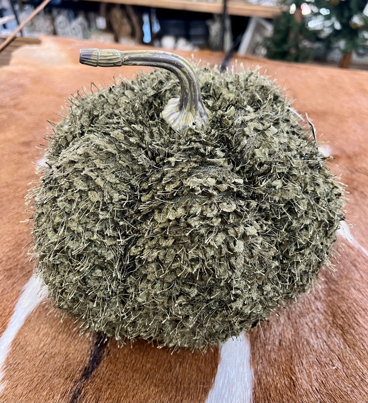8" ARMY GREEN FRINGE PUMPKIN