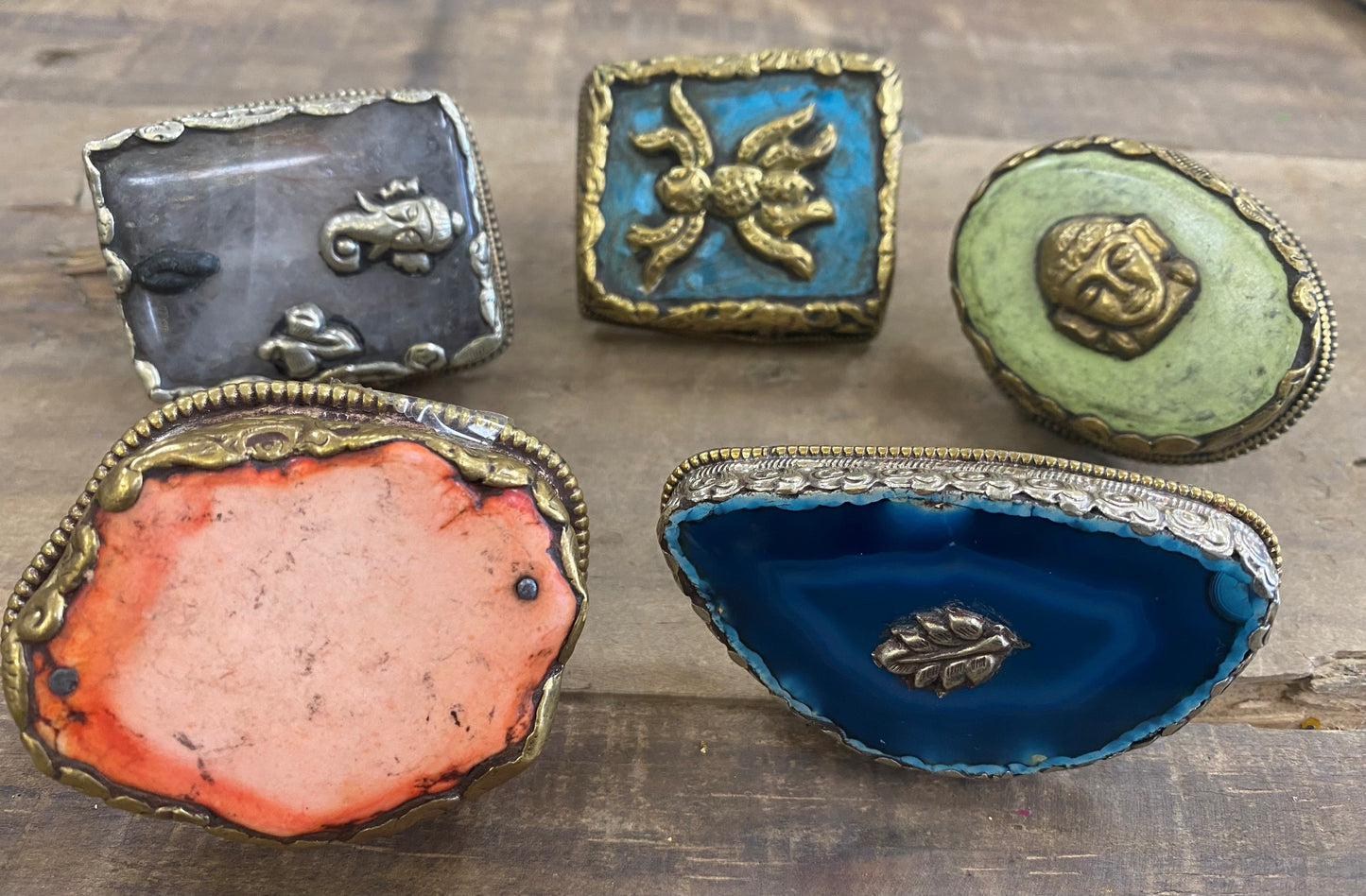 GHANA HAND CARVED RING LARGE