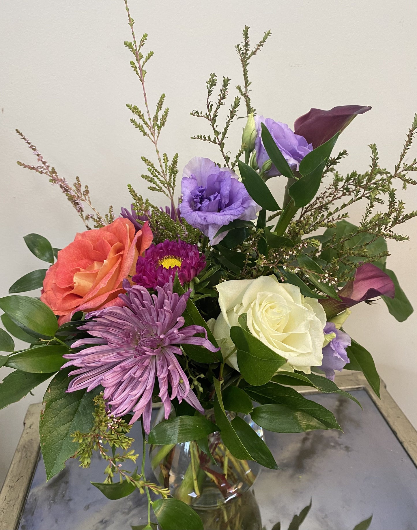 MEDIUM FLORAL COMPOSITION