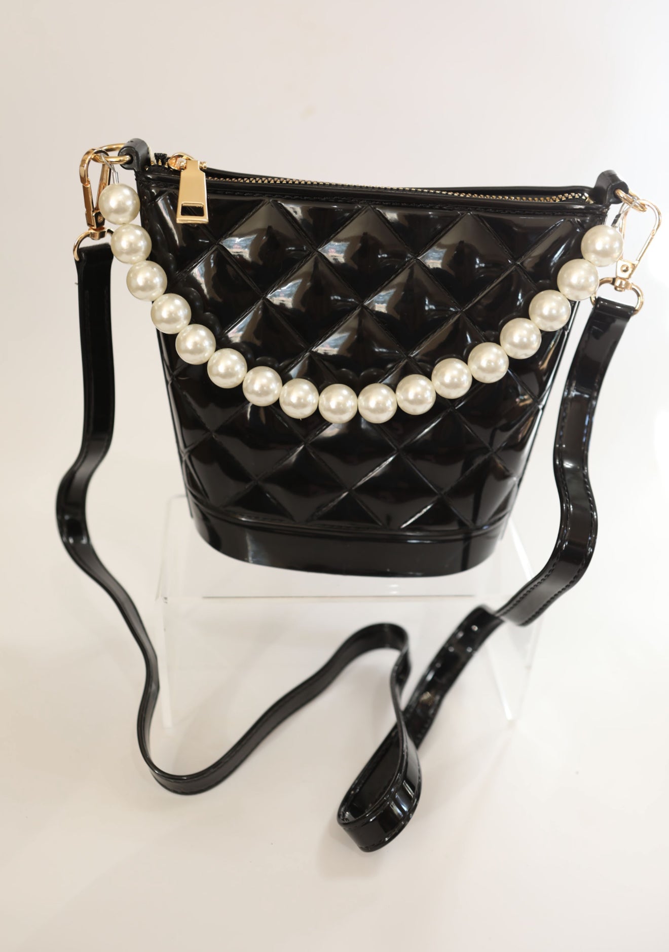 Blk/pearl purse