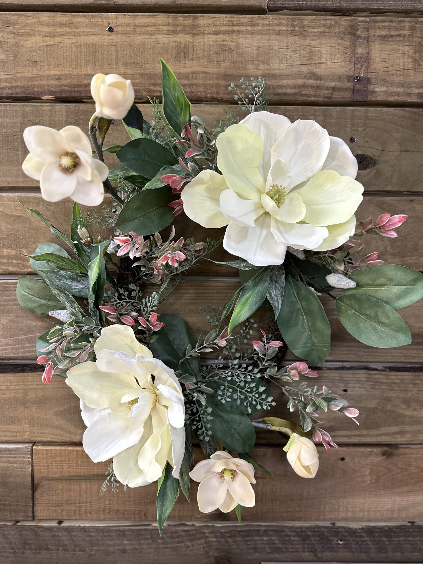 CUSTOM MAGNOLIA WREATH
