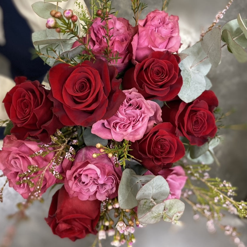 DELUXE ROSES
