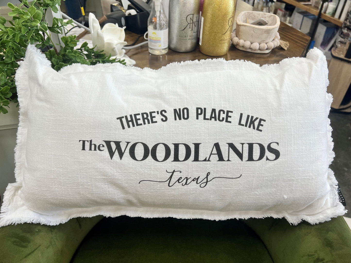 NO PLACE LIKE WOODLANDS LUMBAR WHITE FRINGE